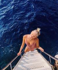 Mersin Esmer Escort: Güzel ve Zarif, 46 kg ve 166 cm