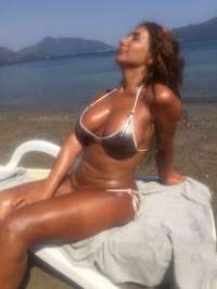 Mersin Kumral Escort: İncecik Güzel ile Buluşma Fırsatı