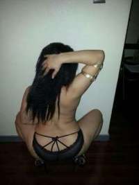 Mersin Tecrübeli Escort: Küçük Boylu, Hafif ve Etkileyici Kızın Alevli Enerjisi