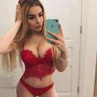 Mersin Tecrübeli Escort: Zerafetin ve Seksi Arzuların Doğaçlama Sentezi
